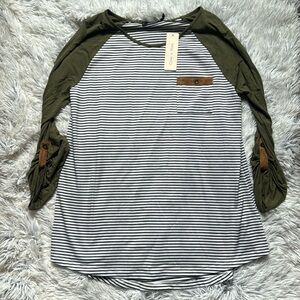 Doe & Rae | 3/4 Sleeve | Medium NWT